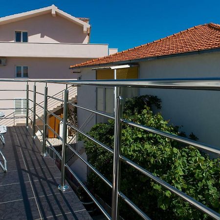 Apartment Ella Rogoznica  Exterior foto