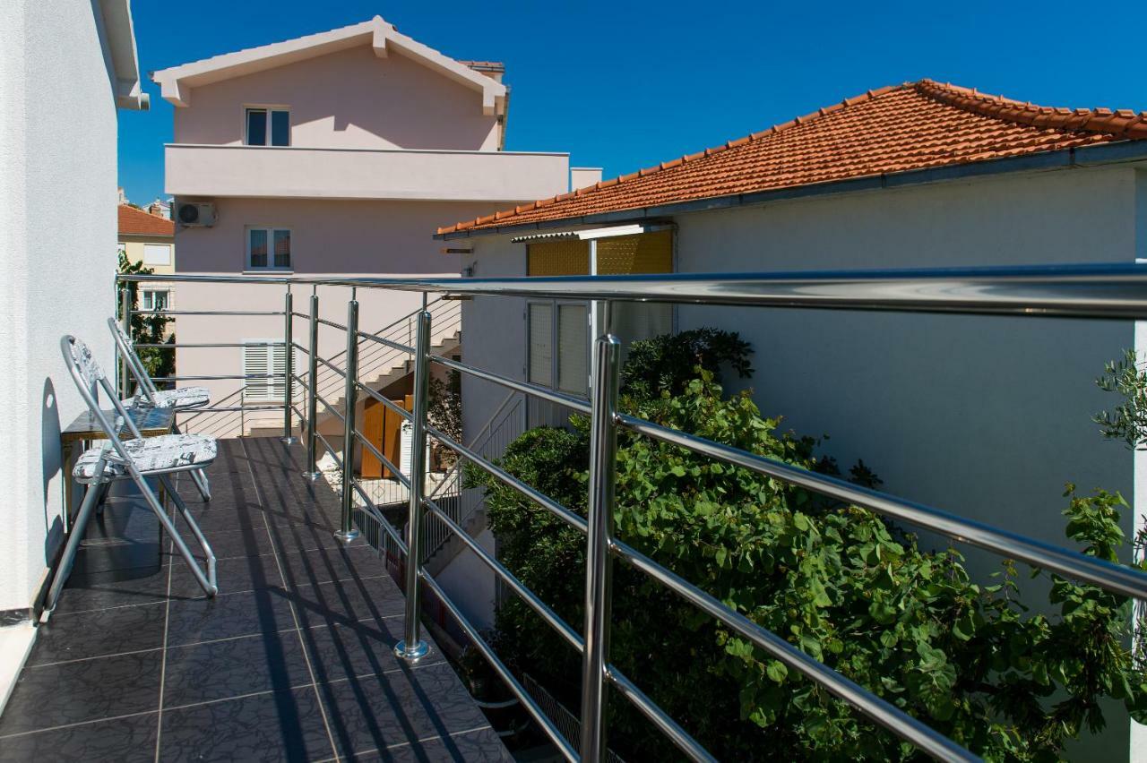 Apartment Ella Rogoznica  Exterior foto
