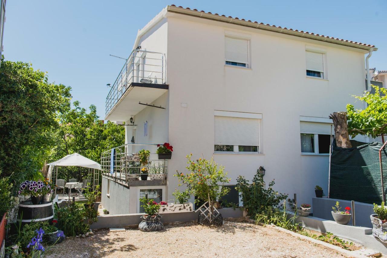 Apartment Ella Rogoznica  Exterior foto